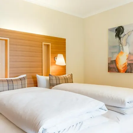 Hotel Andy 4 Sterne Superior Jerzens Exterior foto